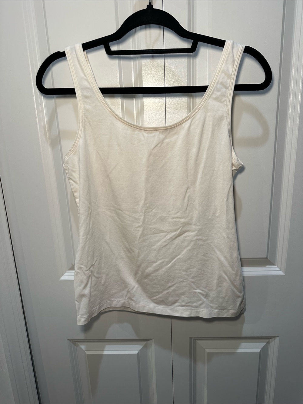 Talbots Classic Women's Cream Scoop Neck Tank Top Size M
